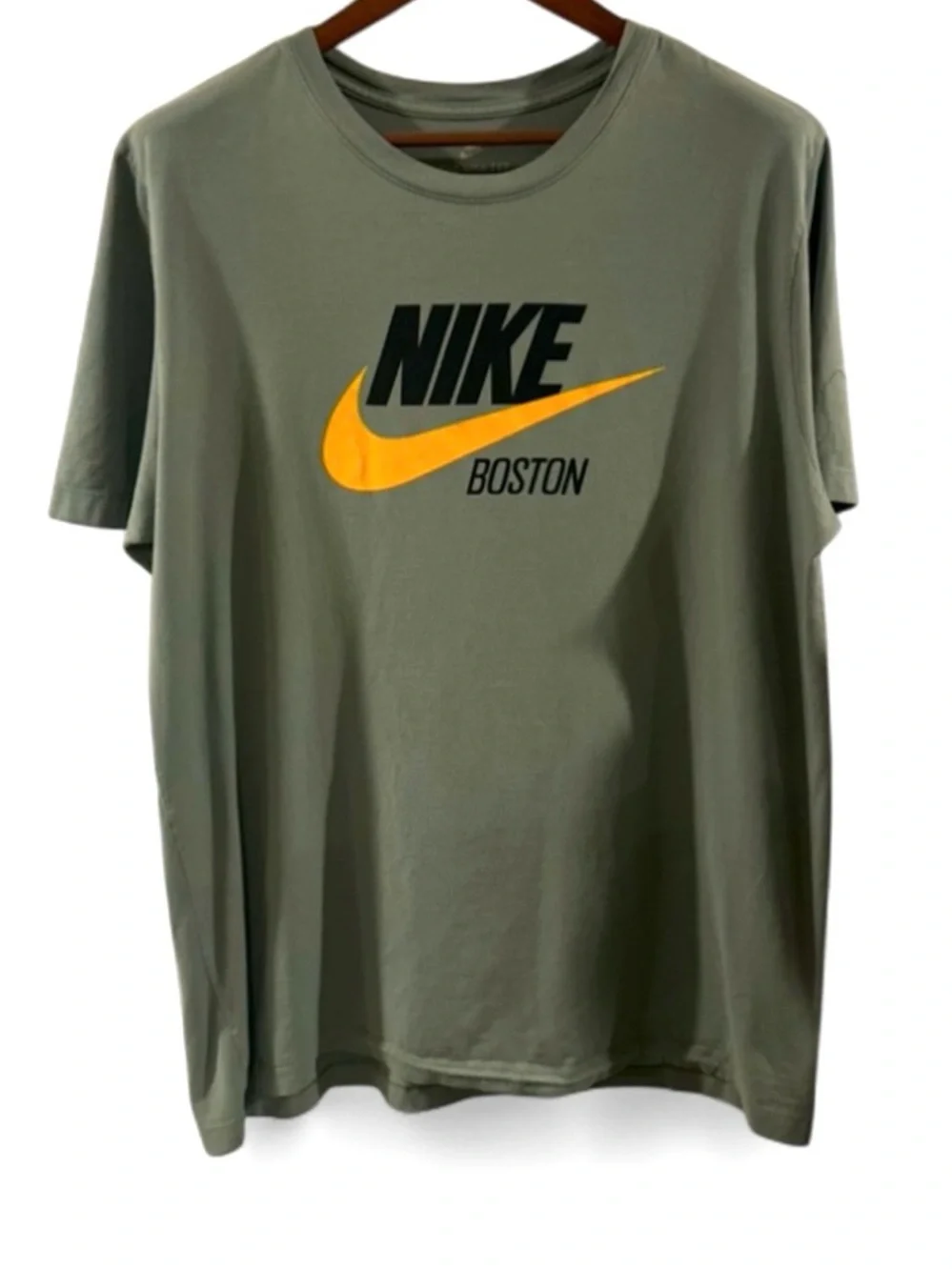 Y2K Nike Logo Boston Edition Graphic T-Shirt Size Men’s XL